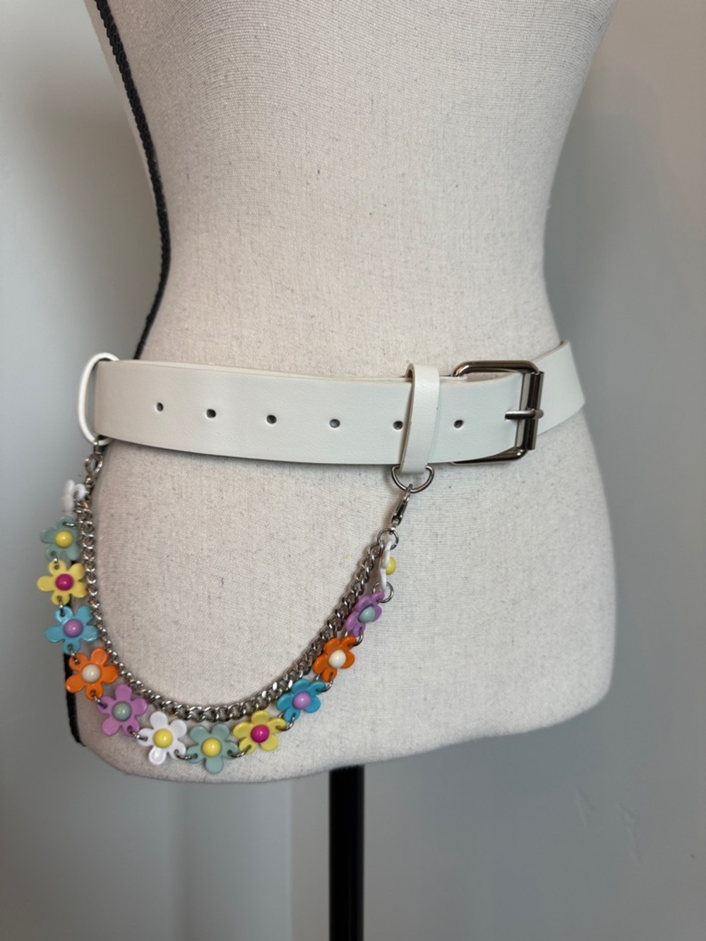 Target White Belt Daisy Chain Y2K Floral Charm Festival Indie Adjustable